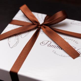 【 チョコ 】 ボンボン ショコラ 15個入り ( ポムホッペ ) バレンタイン ホワイトデー デザート スイーツ ギフト 贈り物 贈答 お祝い 記念日