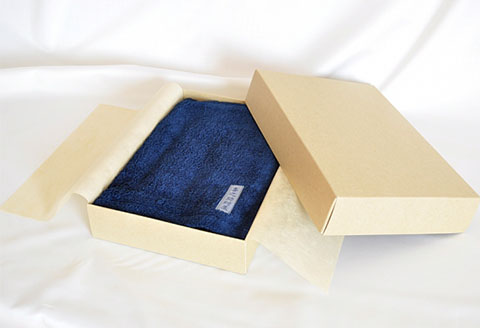 藍染めバスタオル 天然発酵建て藍 綿100％ サスティナブルコットン 自然由来 抗菌性 吸水性 抜群 藍染 日用品 お風呂 タオル 野川染織工業株式会社 埼玉県 羽生市