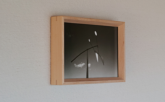 無垢材フォトフレーム ［ハードメープル］ 壁掛け 置き型 兼用 縦 横 どちらも対応