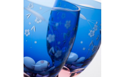 江戸切子 桜文様 足付ビール杯 ブルーピンク M-64-BP