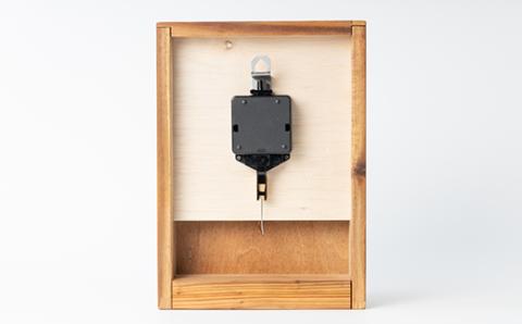 【振り子時計】ウッディいるまの猫と魚の時計(四角)【ハンドメイド】