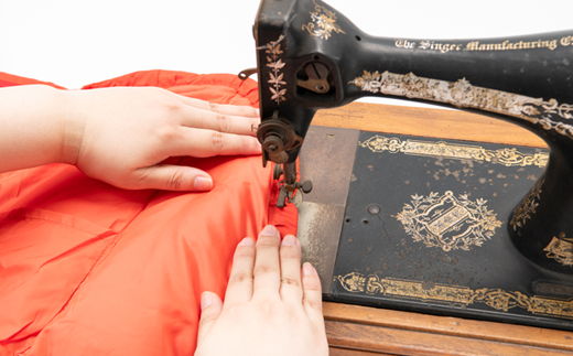 非常用羽毛コンパクト寝袋　オレンジ