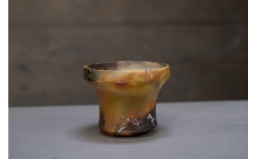 植木鉢 1個 特殊焼成| 鉢 はち うえきばち 植木 陶器 ガーデニング 観葉植物用 多肉植物用 インテリア オブジェ テラコッタ プランター 盆栽鉢 ポット フラワーポット 植物用 作家 アーティスト 作品 手仕事 一点もの 芸術 陶芸家 おしゃれ デザイン ギフト プレゼント 母の日 父の日 敬老の日 誕生日 クリスマス セキグチ タカヒト 埼玉県北本市