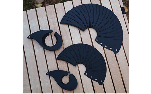 HARIO V60 フラットドリッパー02 PLUS Zebrang -ハリオ ドリッパー フラットドリッパー コーヒードリッパー コーヒー コンパクト 持ち運び 便利 簡単 組み立て アウトドア ソロキャンプ キャンプ 家庭用 シリコン 1～4人用 埼玉県 幸手市 フラットドリッパー02 PLUS Zebrang　¥7,000