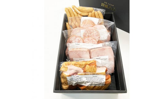 【ふるさと納税】【都内主要ホテルの朝食で採用】日進ハム/職人の切落しセレクション《訳あり》（ハム・ソーセージ・ベーコン切落し 3kg以上 切り落とし 自宅用 ベーコン ロースハム ソーセージ ウインナー 朝食 お弁当 おかず おつまみ ※配送不可地域あり ※着日指定不可 FAA-079