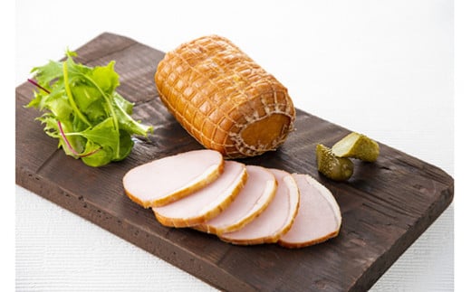 【口の中でお肉がとける贅沢な食感】日進ハム 特選ロースハム 300g ※離島への配送不可 豚ロース肉 NISSIN おかず おつまみ 手土産 ※離島への配送不可 FAA-153