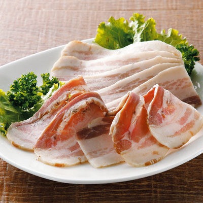 【定期便】子供に食べさせたい無添加ベーコン＆ハム＆パンチェッタ吊焼きB　全３回　肉　定期便