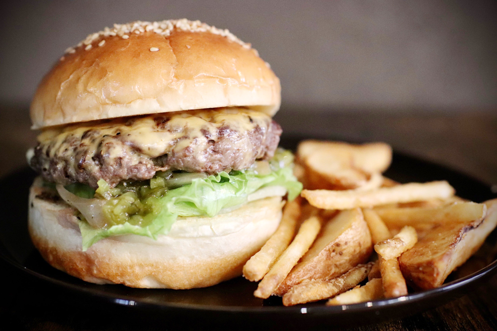 本格グルメバーガー UEMURA BROTHERS 杉戸店 お食事券 5000円分｜ハンバーガー レストラン カフェ ランチ ディナー [0531]