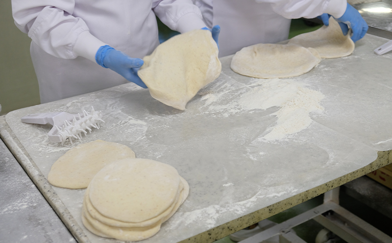 ピッツァ3種セットA　【直径約23cm】マルゲリータ/シーフード（トマトソース）/きのこのバターしょう油