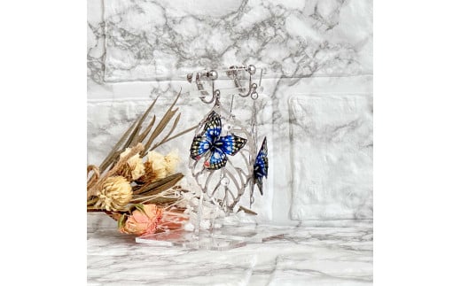 オオムラサキ蝶木の葉イヤリング大