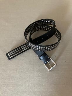 【革製品・職人手作り】30mmスタッズベルト（L112）