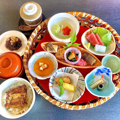 「鰻 和処 いづ喜」で利用できるお食事券(12,000円相当)