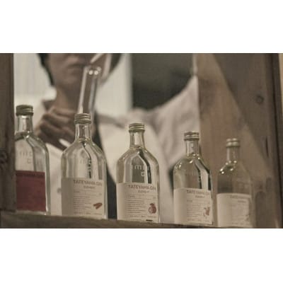 自宅でカクテル!TATEYAMA GIN「ブレンドシリーズ001 ---レモングラス---」
