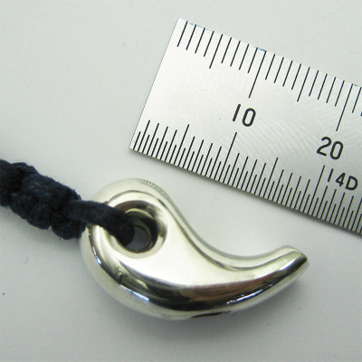 勾玉銀の笛　天然石ビーズ付き　大きめサイズ(約23mm)