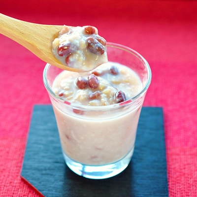 【生麹・生甘酒】5代目女将の作る 国産あずきたっぷり!無添加「小豆玄米甘酒」4本セット【配送不可地域：離島】