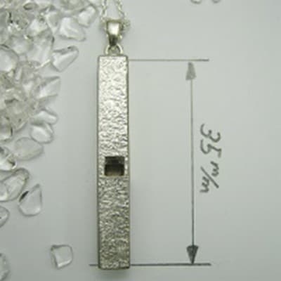 銀の笛　ペンダント　(チェーン付き・シルバー)