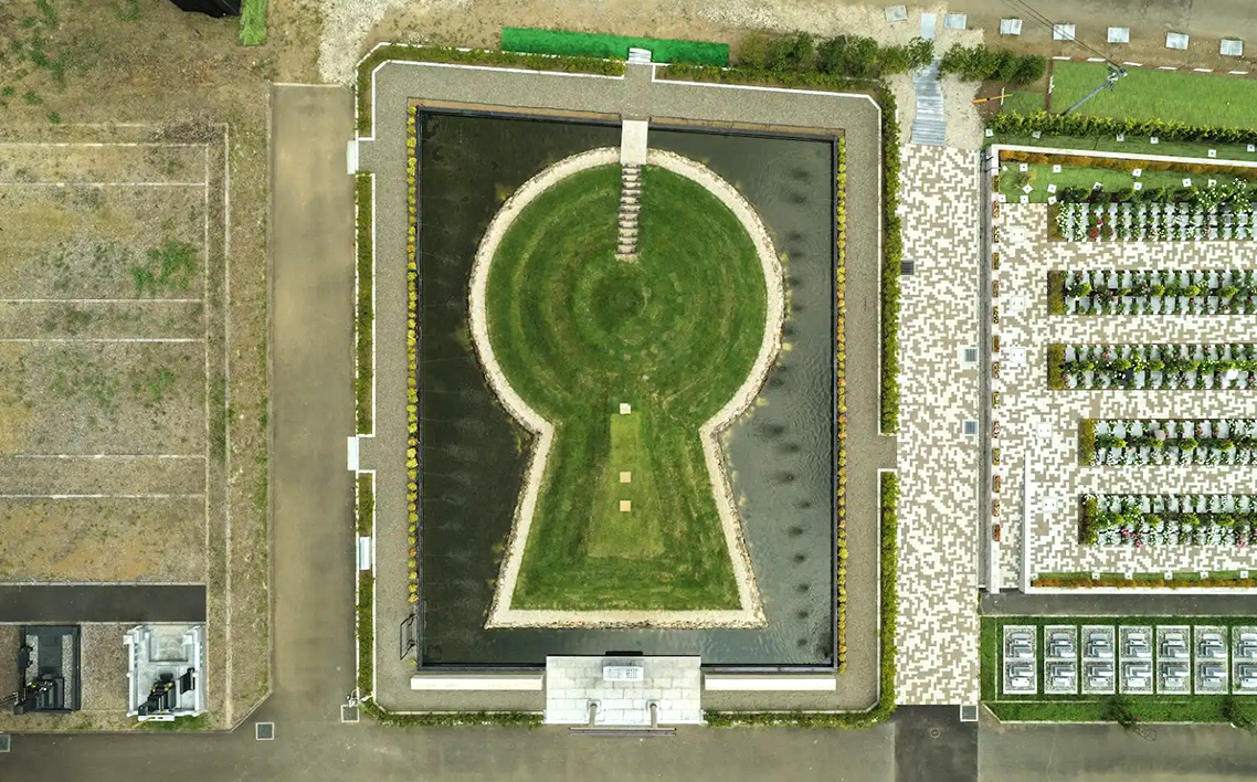 前方後円墳墓 H．合祀墓