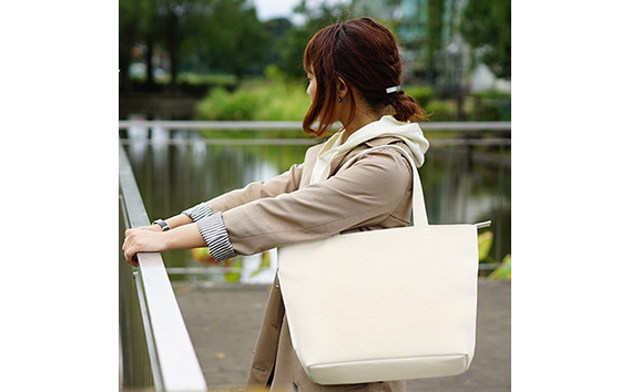 PVCレザーキャリーオンバッグ「with」（ブラウン）