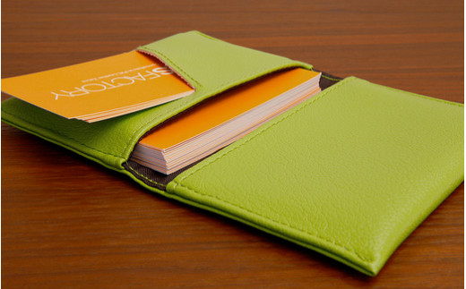 PVCレザー名刺入れ「Mei」（オレンジ）