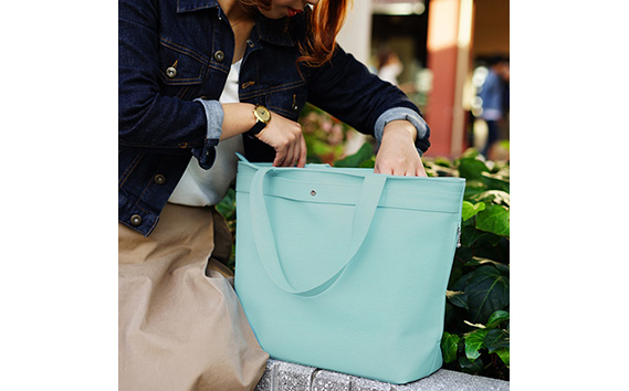 PVCレザーキャリーオンバッグ「with」（ブラック）