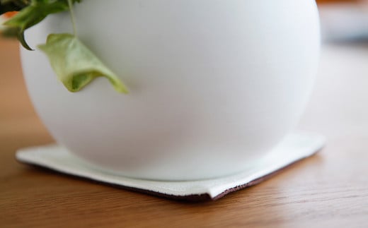 PVCレザーコースター「LEST」（オレンジ）