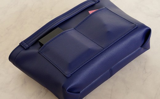 上質な日本製バッグインバッグ「ansac」（ネイビー）