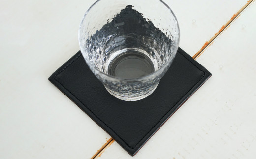 PVCレザーコースター「LEST」（ブラック）