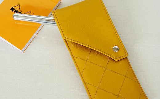 上質な日本製メガネケース「KAGULA」　Mサイズ（マスタード）