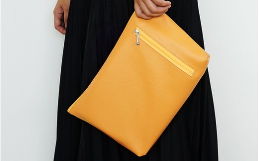 上質な日本製おむつポーチ「occhi」（マスタード）