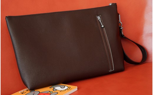 上質な日本製おむつポーチ「occhi」（ブラウン）