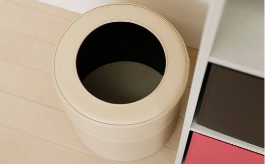 ゴミ箱　PVCレザーごみ箱「pinoco」　Mサイズ（ネイビー）