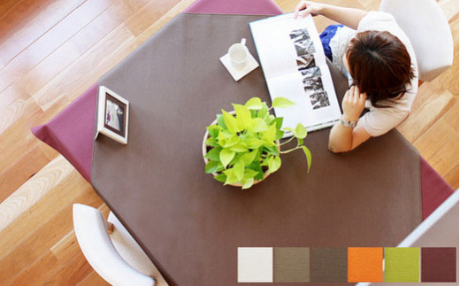 PVCレザーテーブルクロス「LEX」120cm×120cm（ブラウンオリーブ）