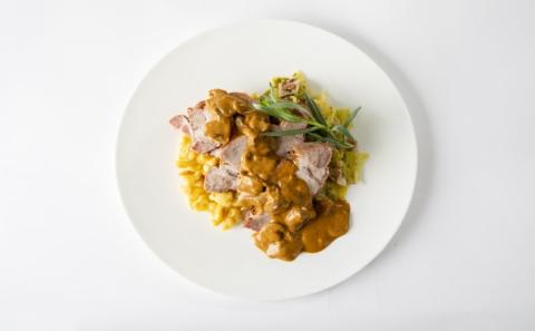 本格スイス料理セレクション　ベルナーオーバーラント　豚肉のロースト（2人前）