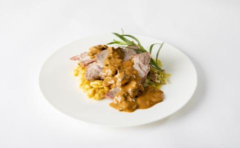 本格スイス料理セレクション　ベルナーオーバーラント　豚肉のロースト（2人前）