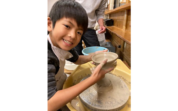 電動ろくろ体験　ペアご招待券