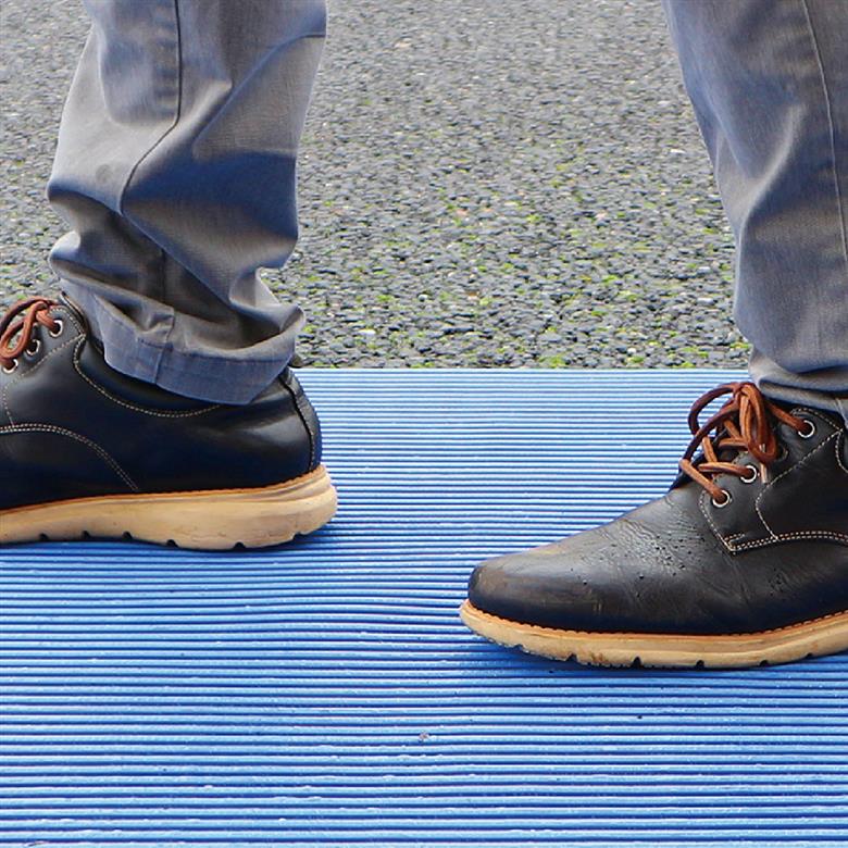 安全スノコマット　900mm×4M　ベージュ