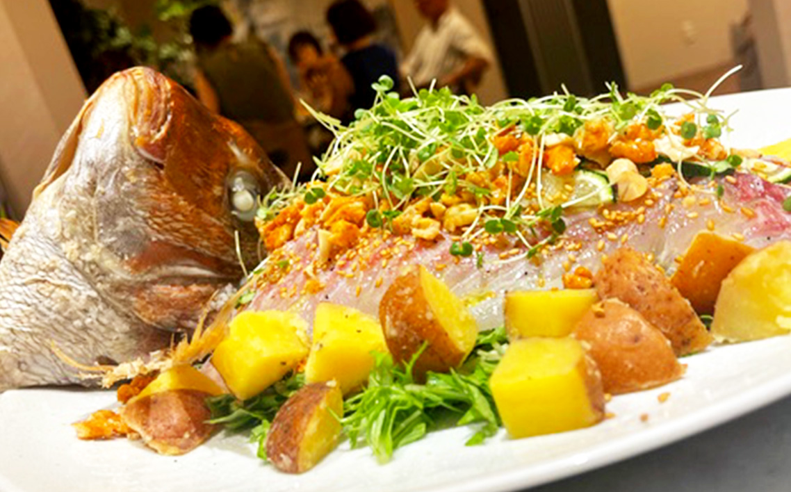 フカヒレハウスお食事券（1万円相当分）