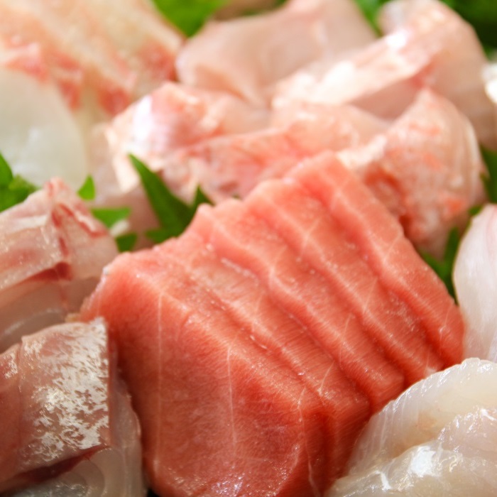 【日時指定必須】すぐ食べられる！地魚刺身盛り合わせ４～５人前 [0022-0005]