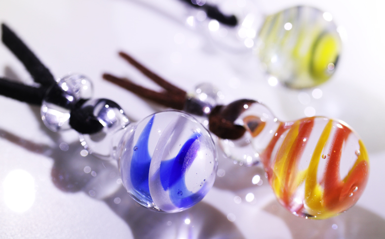 【ガラス工房アルコス】ガラス工芸体験『しずく型ペンダントトップ作り』ペアチケット１枚　[0022-0011] しずく型ペンダント