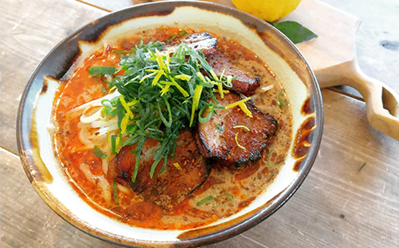 【具琥】魚出汁と練り胡麻の特製スープ具琥の担々麺４食分 [0008-0047] 担々麺４食