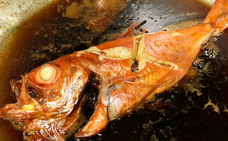 【地魚磯料理 うおまさ】まるごと一匹！外房釣り金目鯛の煮付け　１尾　[0016-0023]