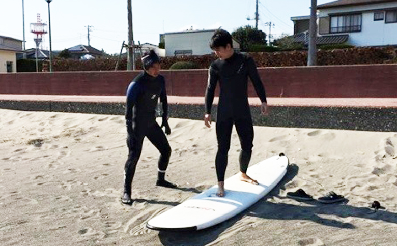 【SLOF SURF DESIGNS】鴨川発！SLOFのサーフレッスン ２時間１名様　[0030-0089]