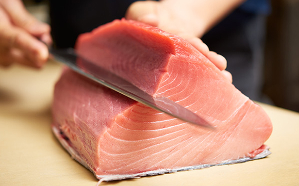 【プロが厳選！】本マグロ 赤身400g&中トロ400g [0033-0012]