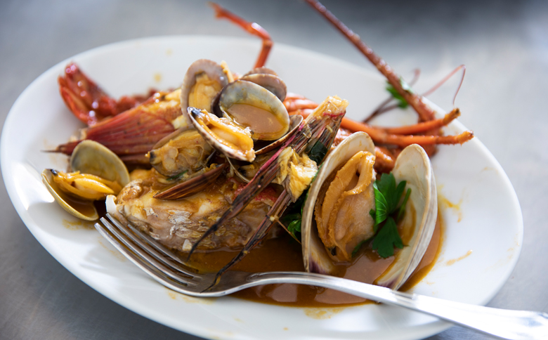 【簡単！絶品！】房総ブイヤベースセット《冷蔵発送》 [0040-0016] 冷蔵発送（配送日指定必須）