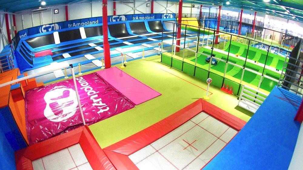 【トランポランド東京ベイサイド店】 ６０分利用ペアチケット（ソックス込み）