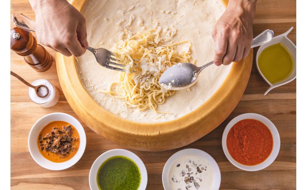 ヒルトン東京ベイ　フォレストガーデン （ビュッフェ料理）ランチビュッフェ 大人2名様|宿泊 レストラン 浦安市 舞浜 ギフト券 食事 ランチ ホテル 旅行 クーポン 利用券