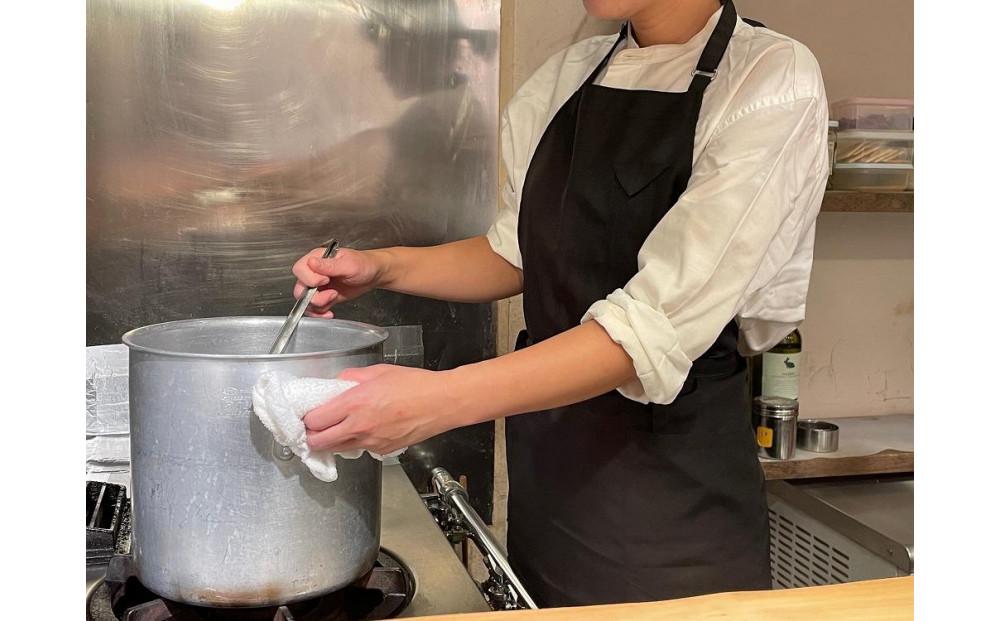 肉じるやの角煮（約160g×3）