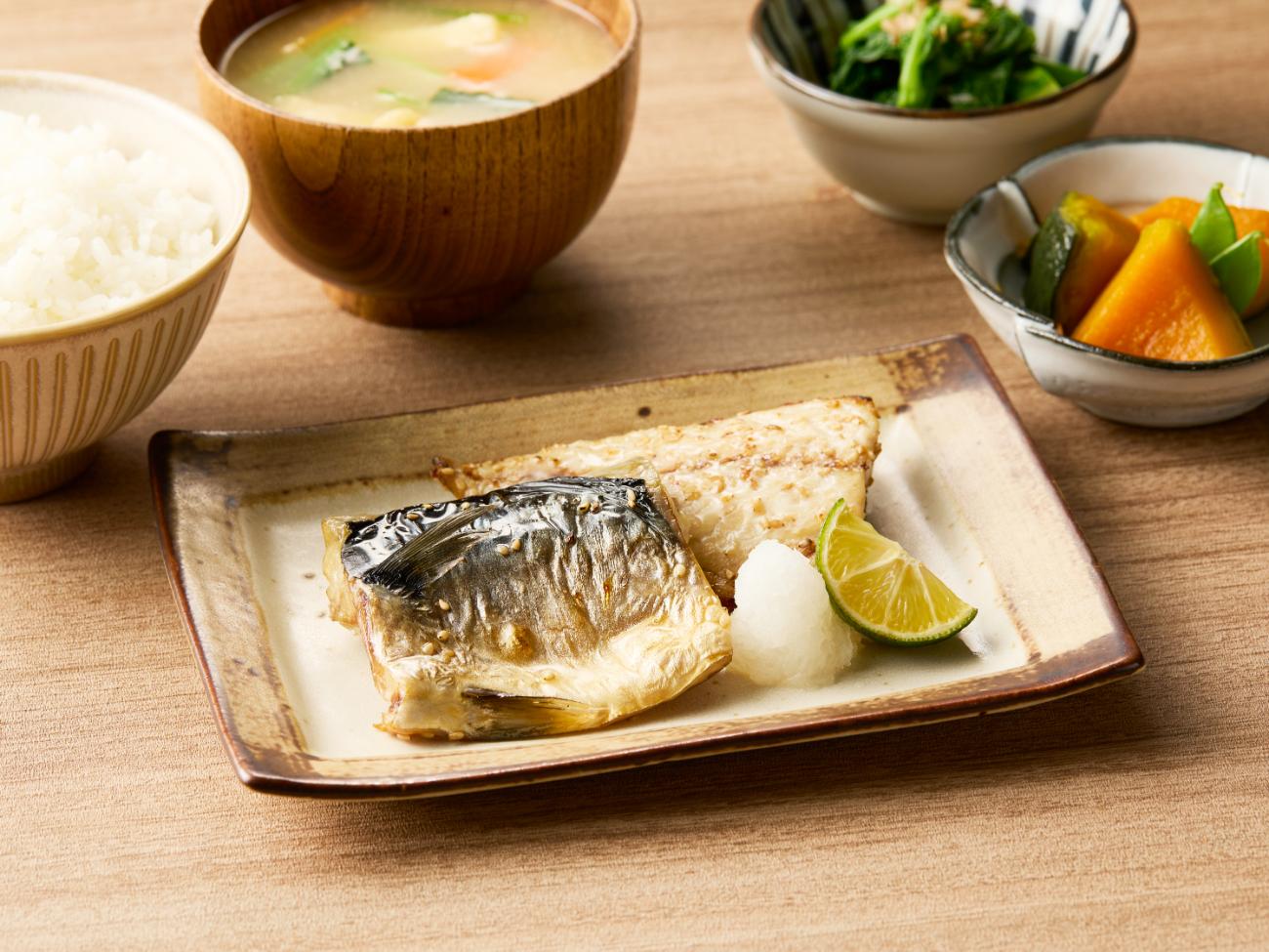 さば詰合せセット（脂ののったさば一夜干3切180g×3パック・国産さば一夜干し（骨とり）2枚160g×2パック） mi0050-0004