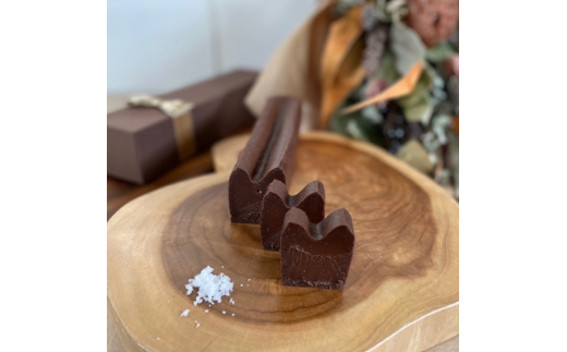 お菓子工房COCORO　ガトーショコラ　350g×2本 ／ ガトーショコラ チョコレート チョコ ケーキ スイーツ お菓子 デザート お菓子 焼き菓子 グルテンフリー 2本（約700g）