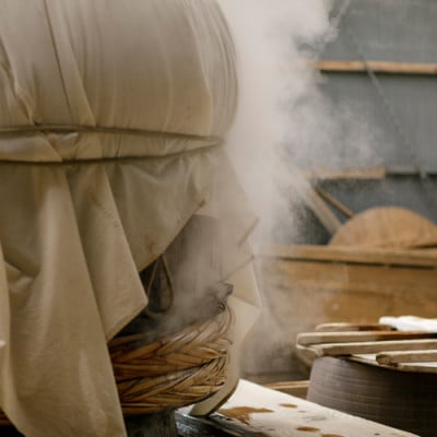 木戸泉 BLUISH PURPLE 特別純米酒 1.8L 雄町全量使用の短期熟成酒